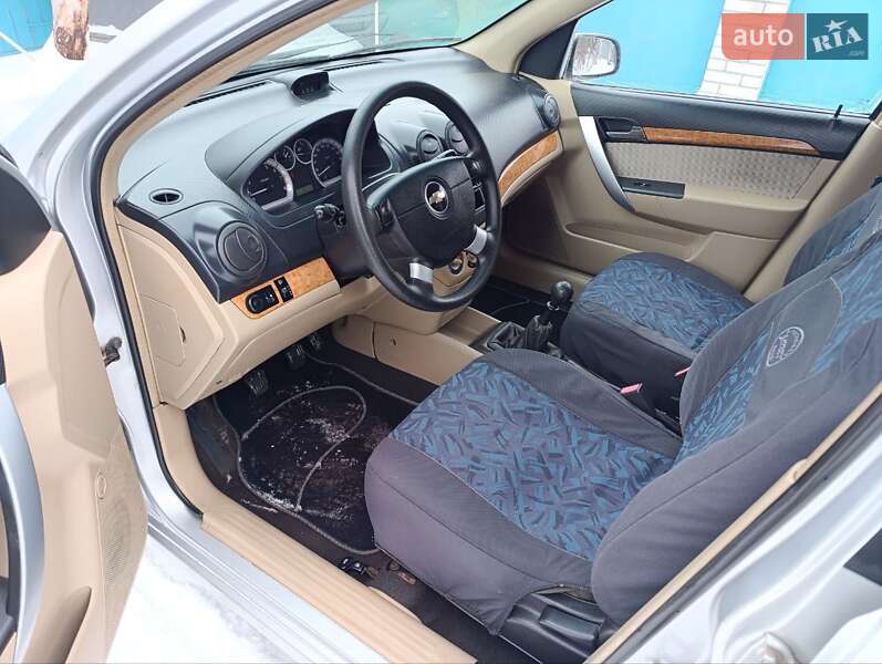 Седан Chevrolet Aveo 2008 в Киеве
