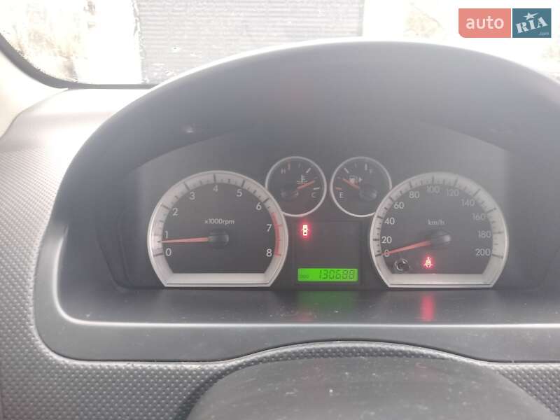 Хэтчбек Chevrolet Aveo 2011 в Полтаве фото 5 Хэтчбек Chevrolet Aveo 2011 в Полтаве
