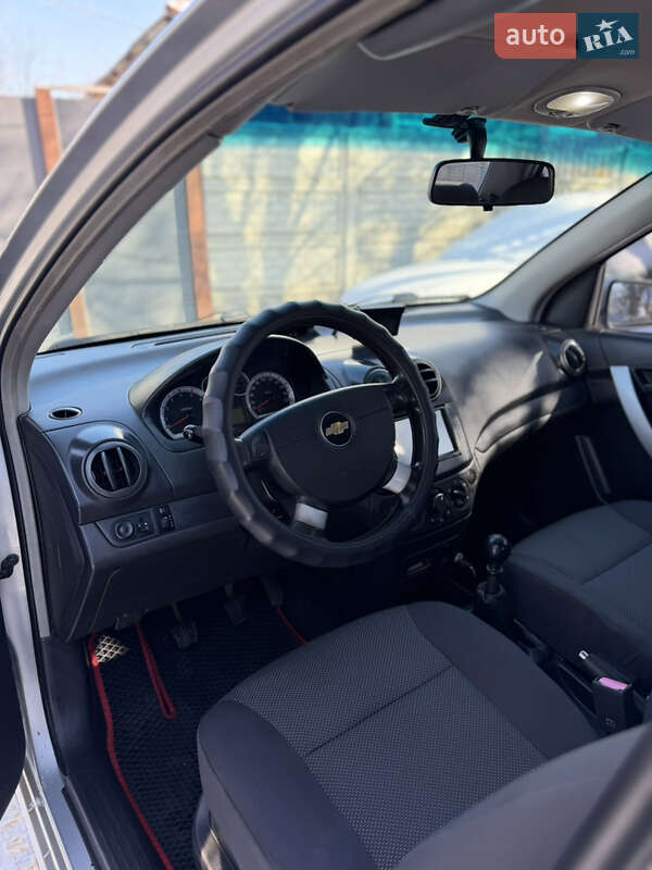 Седан Chevrolet Aveo 2007 в Харькове