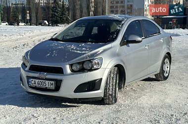 Седан Chevrolet Aveo 2014 в Черкассах
