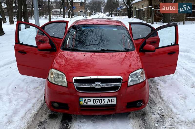 Седан Chevrolet Aveo 2006 в Києві