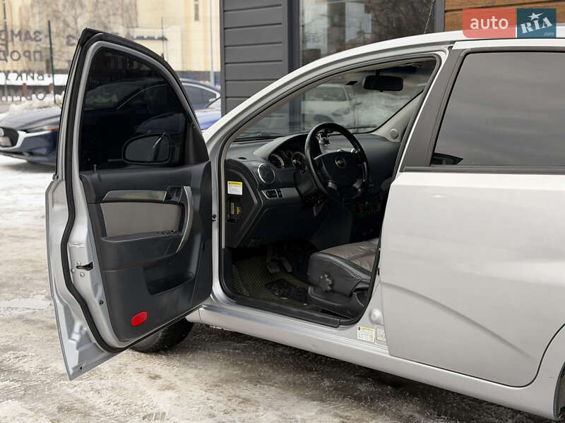 Хэтчбек Chevrolet Aveo 2009 в Шептицькому