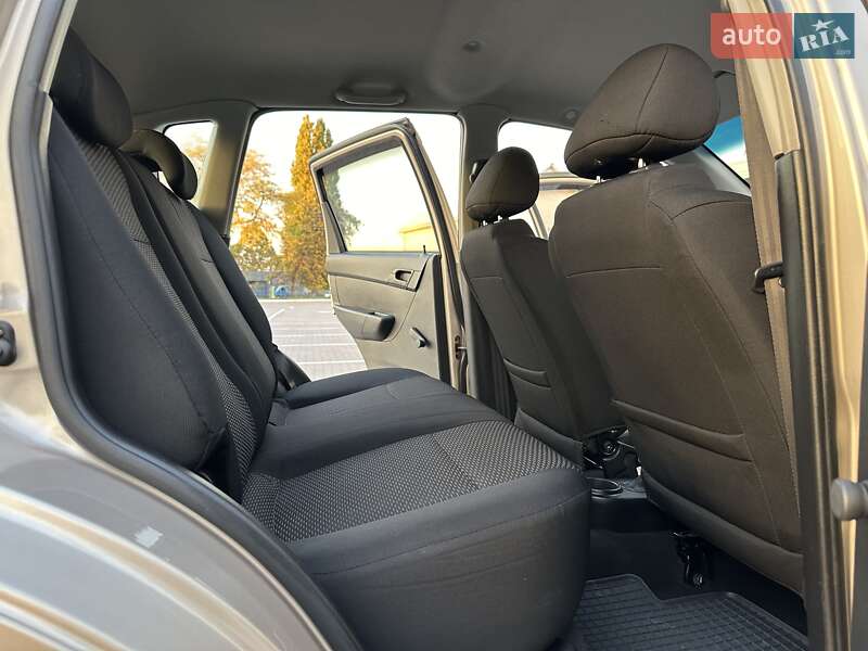 Хэтчбек Chevrolet Aveo 2012 в Одессе фото 23 Хэтчбек Chevrolet Aveo 2012 в Одессе