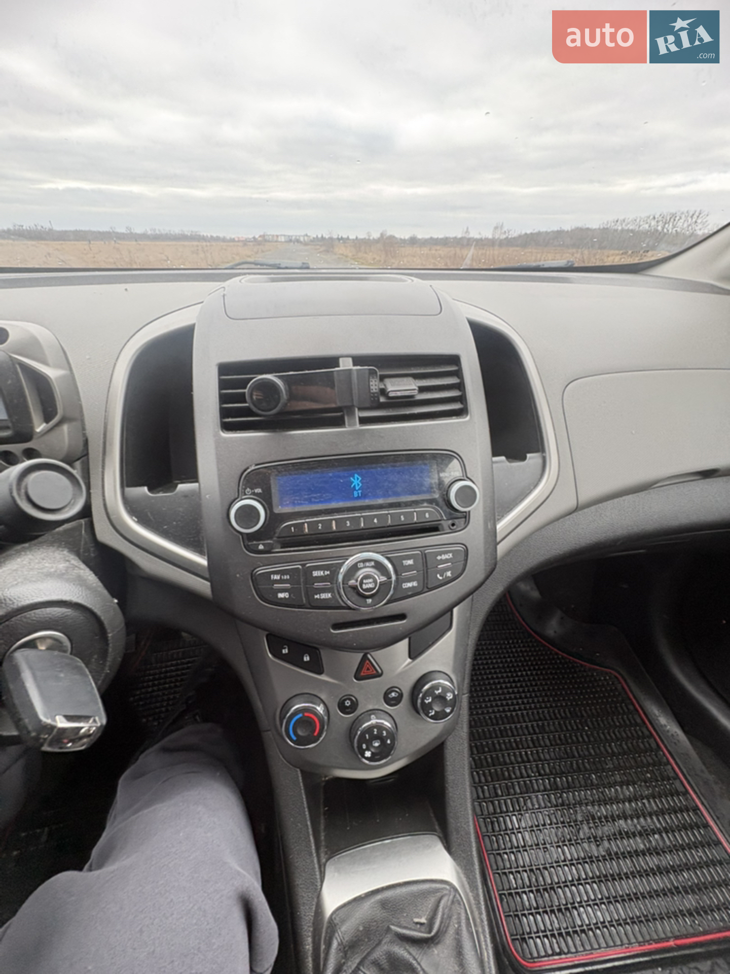 2014 Chevrolet Aveo - мініатюра 21