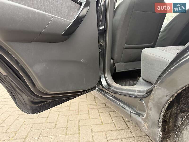 Седан Chevrolet Aveo 2011 в Запорожье