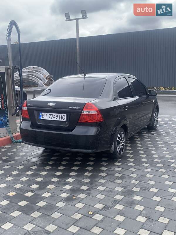 Седан Chevrolet Aveo 2008 в Полтаве