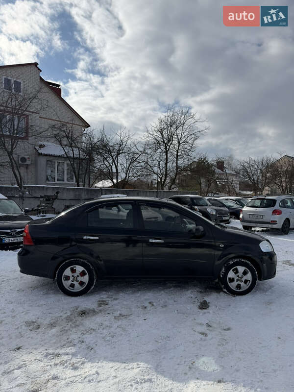 Седан Chevrolet Aveo 2011 в Чернігові