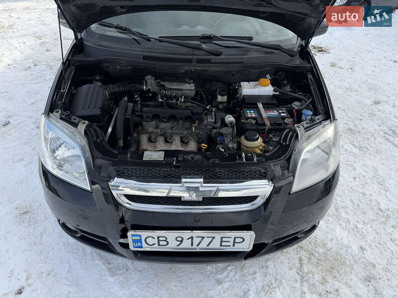 Седан Chevrolet Aveo 2011 в Чернігові