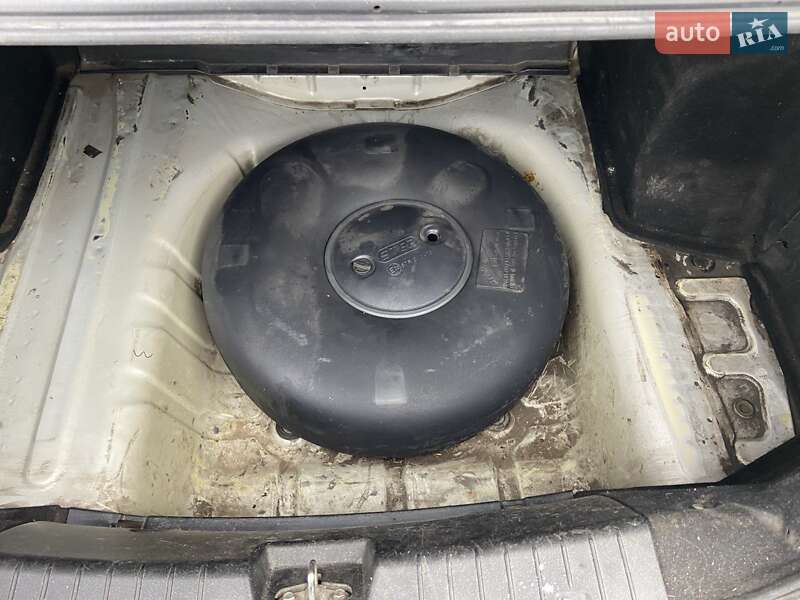 Седан Chevrolet Aveo 2007 в Киеве