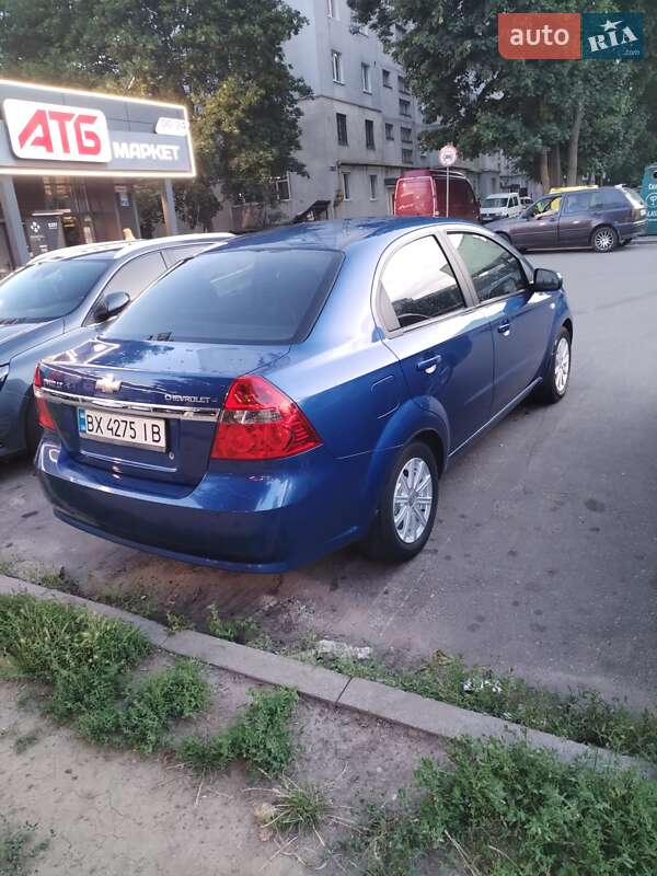 Седан Chevrolet Aveo 2008 в Хмельницькому