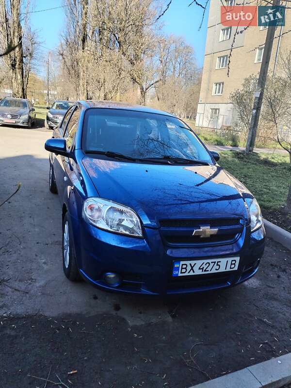 Седан Chevrolet Aveo 2008 в Хмельницькому