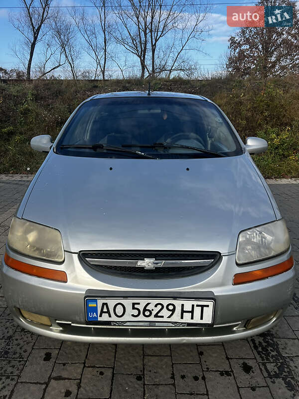 Chevrolet Aveo 2004