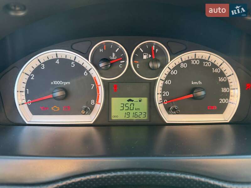 Хэтчбек Chevrolet Aveo 2010 в Днепре