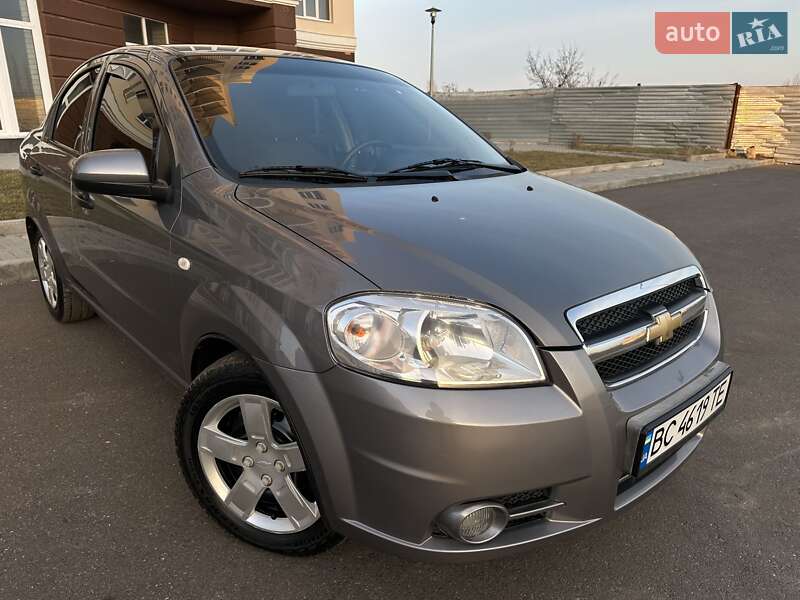 Седан Chevrolet Aveo 2007 в Миколаєві