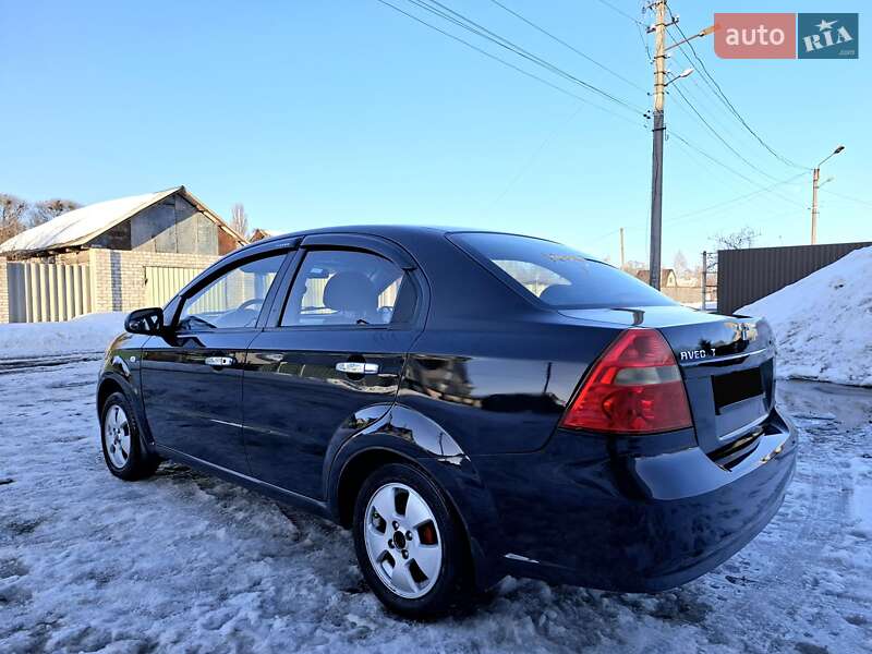Седан Chevrolet Aveo 2011 в Шостці