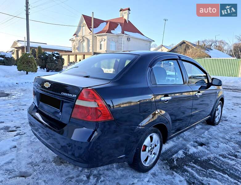 Седан Chevrolet Aveo 2011 в Шостці