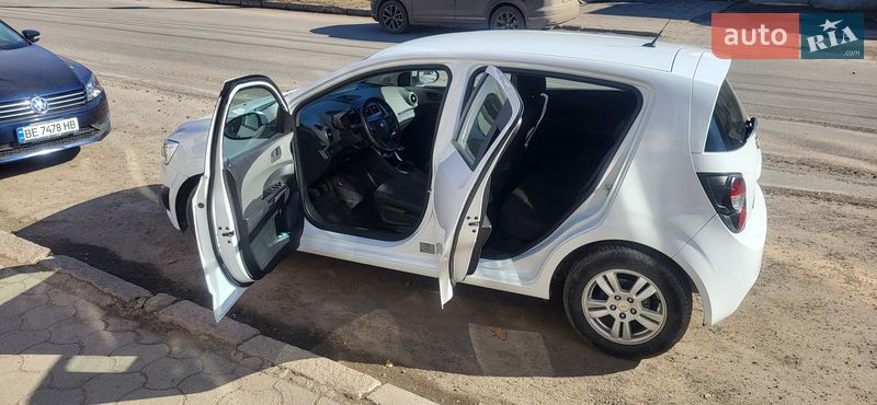 Хетчбек Chevrolet Aveo 2013 в Вознесенську