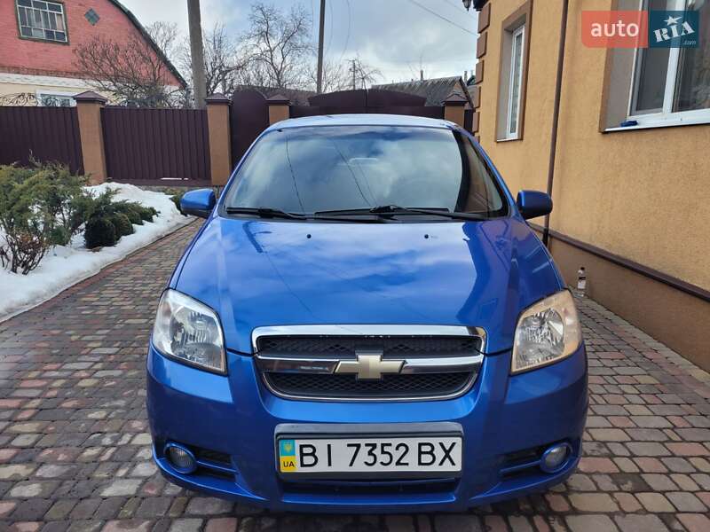 Седан Chevrolet Aveo 2008 в Миргороді