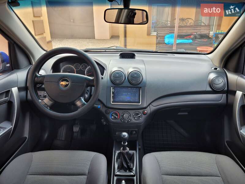 Седан Chevrolet Aveo 2008 в Миргороді