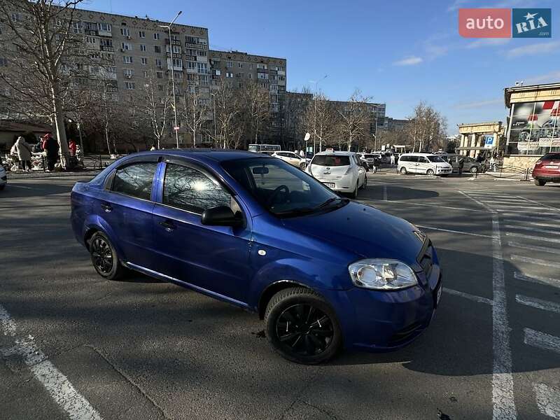 Седан Chevrolet Aveo 2006 в Черноморске