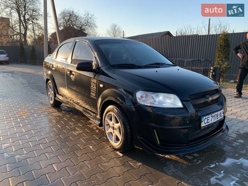 Седан Chevrolet Aveo 2006 в Черновцах