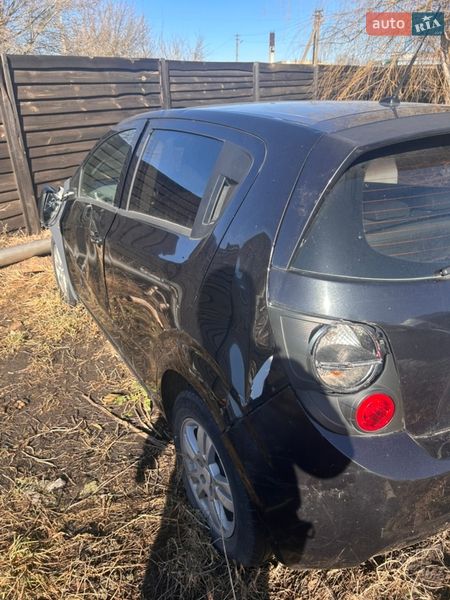 Хэтчбек Chevrolet Aveo 2012 в Житомире