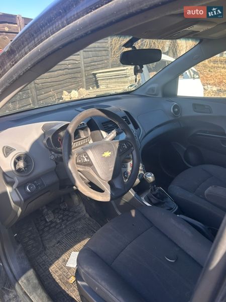 Хэтчбек Chevrolet Aveo 2012 в Житомире
