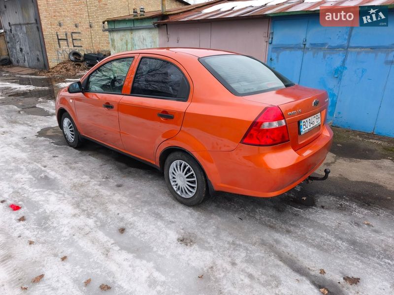 Седан Chevrolet Aveo 2006 в Киеве