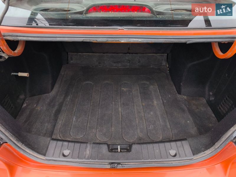 Седан Chevrolet Aveo 2006 в Киеве