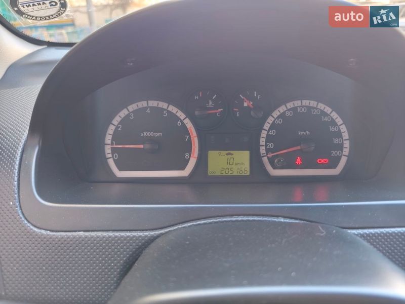 Седан Chevrolet Aveo 2006 в Киеве