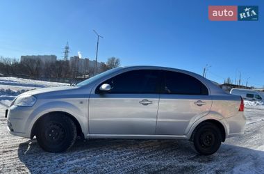 Седан Chevrolet Aveo 2008 в Києві