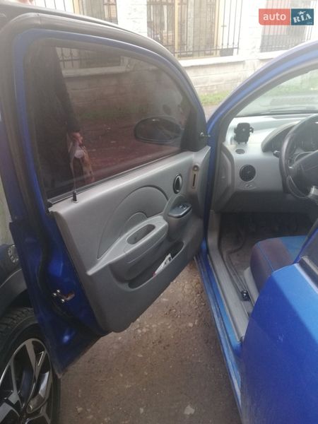 Седан Chevrolet Aveo 2004 в Здолбунове