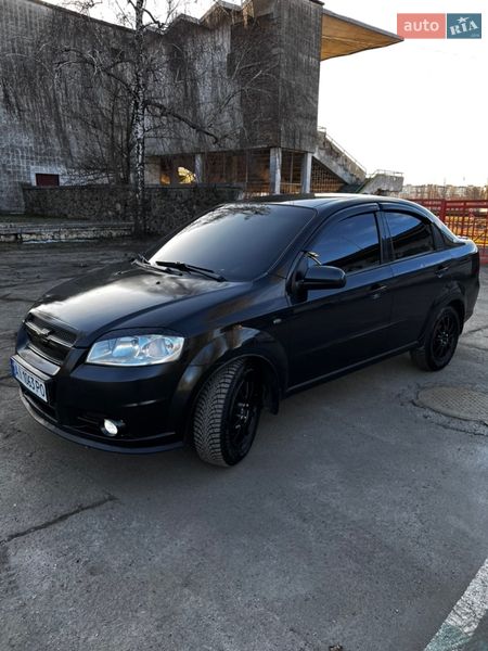 Седан Chevrolet Aveo 2006 в Києві