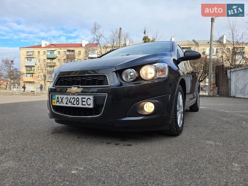 Седан Chevrolet Aveo 2013 в Харькове