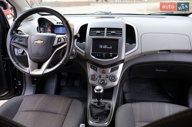 Седан Chevrolet Aveo 2013 в Харькове