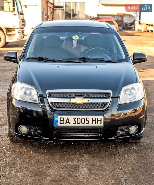 Седан Chevrolet Aveo 2011 в Кропивницком