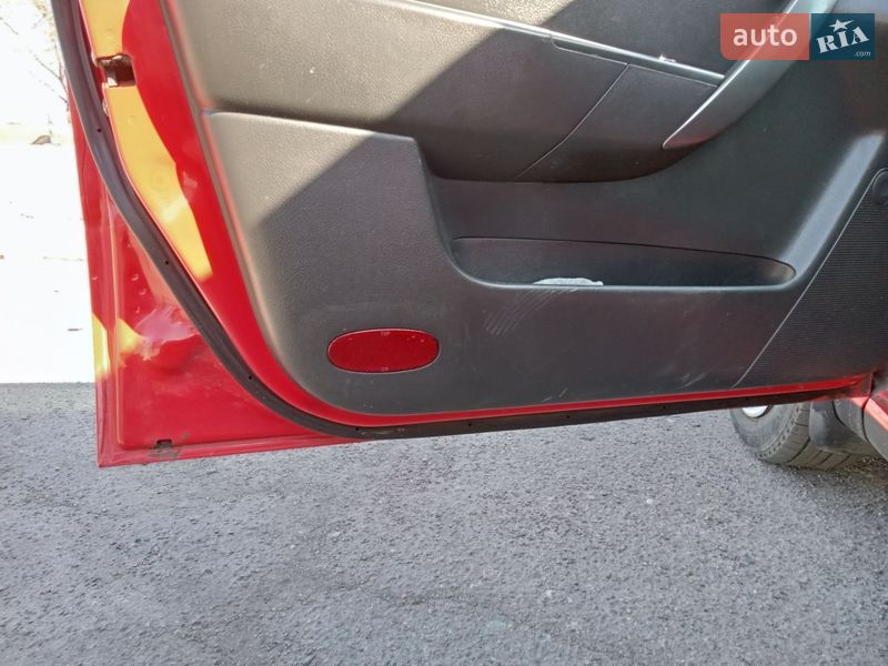 Седан Chevrolet Aveo 2006 в Черкассах