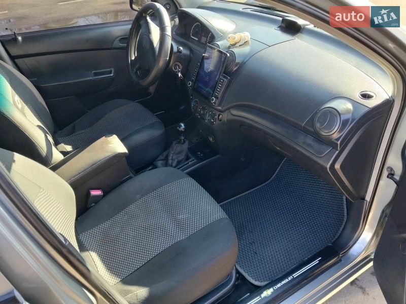 Седан Chevrolet Aveo 2008 в Чернигове