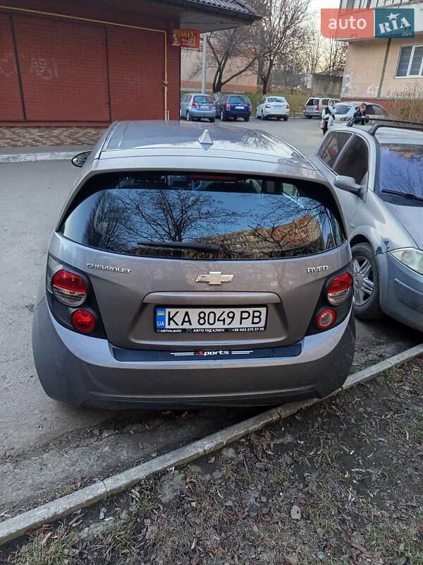 Хетчбек Chevrolet Aveo 2012 в Рівному