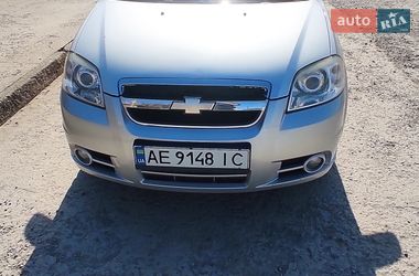 Седан Chevrolet Aveo 2011 в Кривом Роге