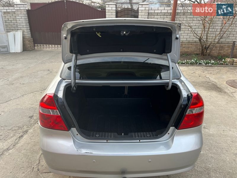 Седан Chevrolet Aveo 2007 в Нерубайском