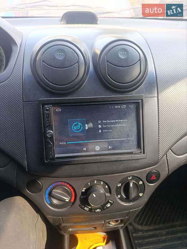 Седан Chevrolet Aveo 2007 в Львове