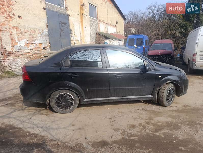Седан Chevrolet Aveo 2007 в Львове