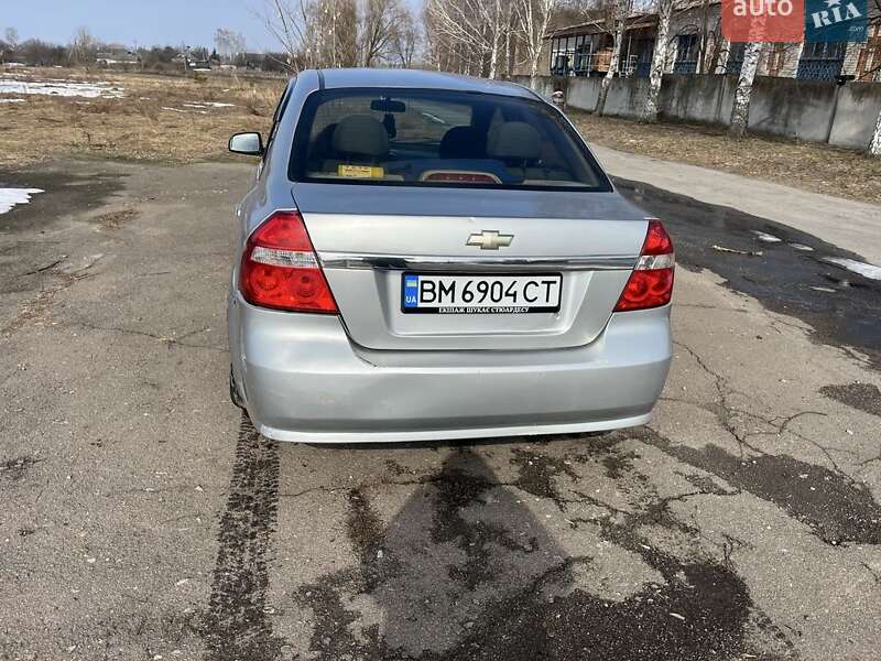 Седан Chevrolet Aveo 2008 в Кролевце