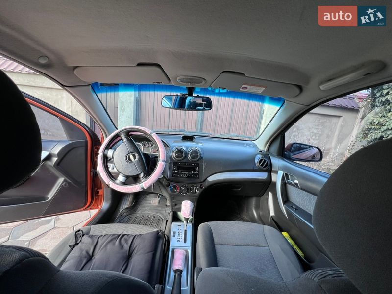 Седан Chevrolet Aveo 2007 в Тарутине