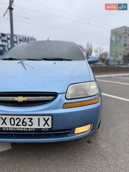 Седан Chevrolet Aveo 2004 в Харькове