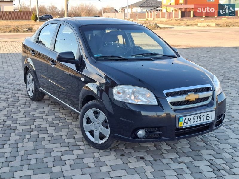 Седан Chevrolet Aveo 2008 в Житомире
