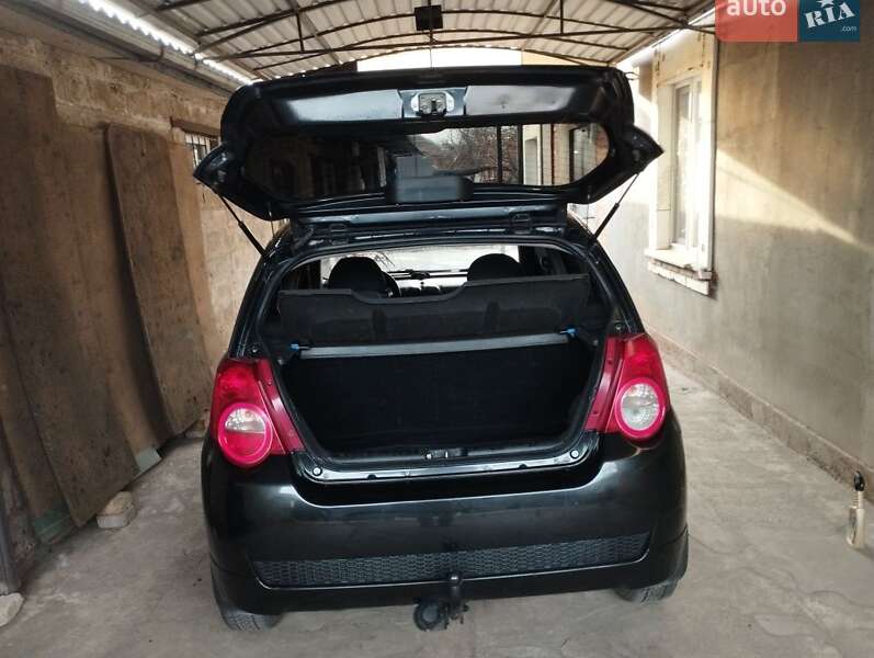 Хэтчбек Chevrolet Aveo 2008 в Кривом Роге фото 2 Хэтчбек Chevrolet Aveo 2008 в Кривом Роге