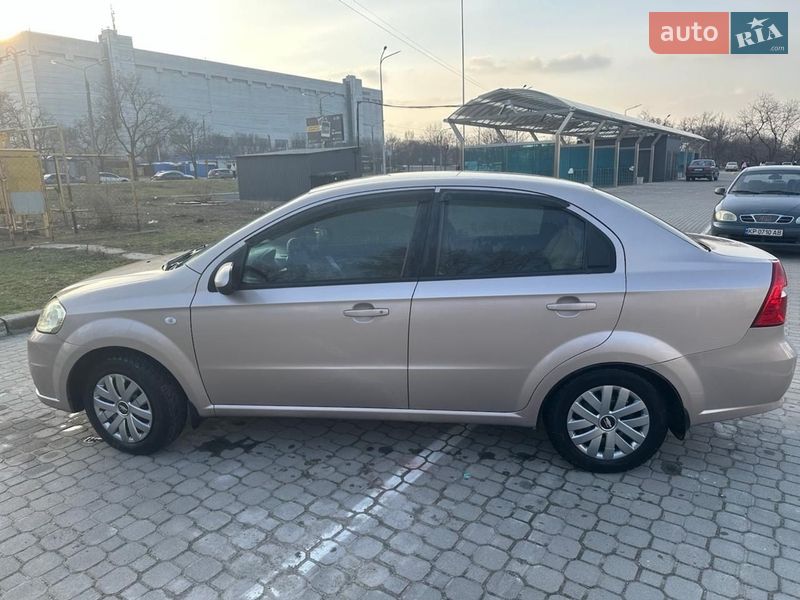 Седан Chevrolet Aveo 2007 в Запорожье