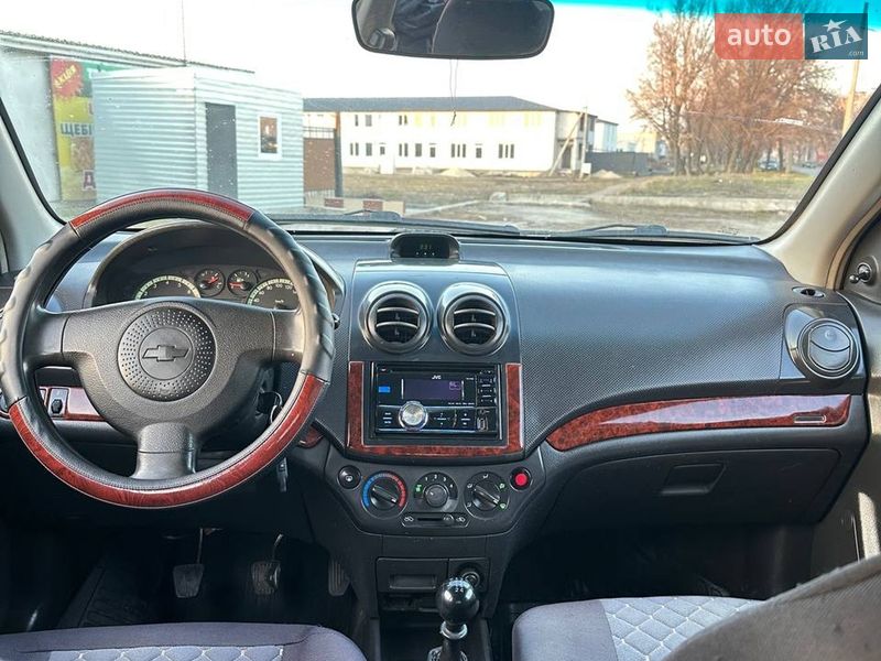 Седан Chevrolet Aveo 2006 в Черкасах